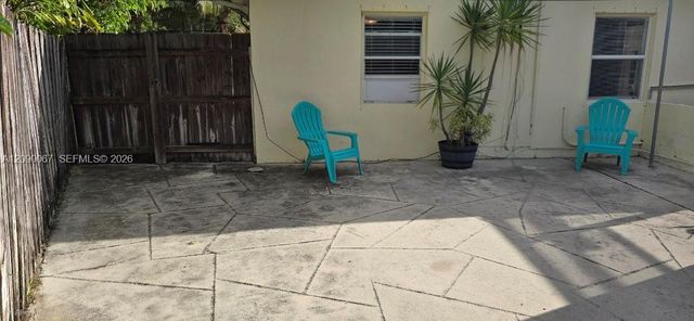 1002 W Broome Street 1, Lantana, FL 33462