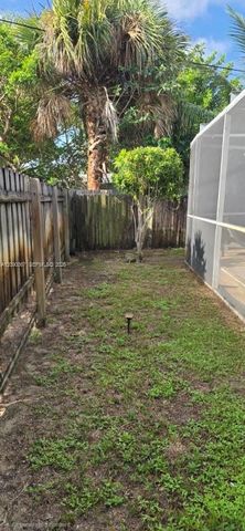 1002 W Broome Street 1, Lantana, FL 33462