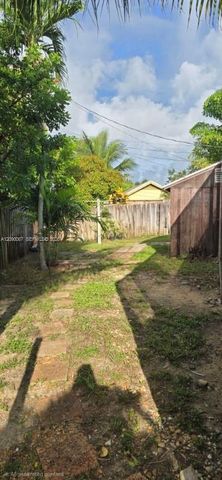 1002 W Broome Street 1, Lantana, FL 33462