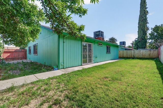 1804 Rouse Ave, Modesto, CA 95351