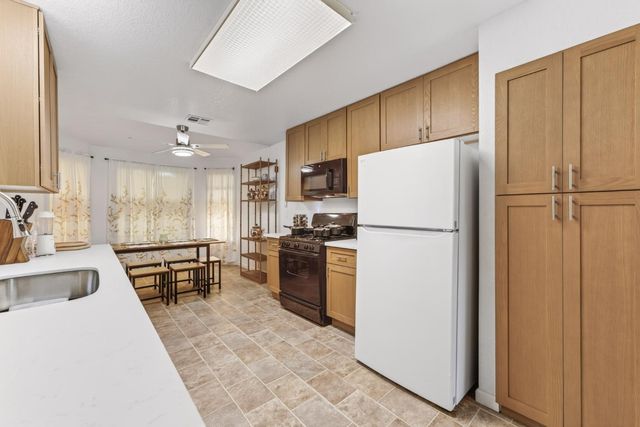 1804 Rouse Ave, Modesto, CA 95351