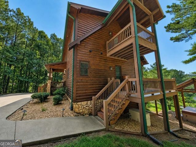 270 Black Bear Ridge Road, Ellijay, GA 30536