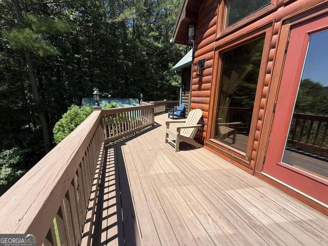 270 Black Bear Ridge Road, Ellijay, GA 30536