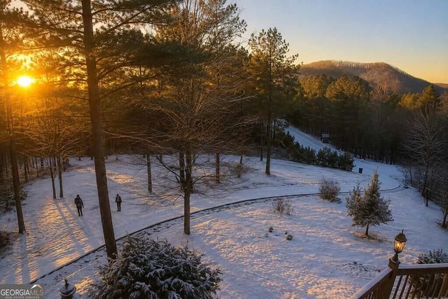 270 Black Bear Ridge Road, Ellijay, GA 30536
