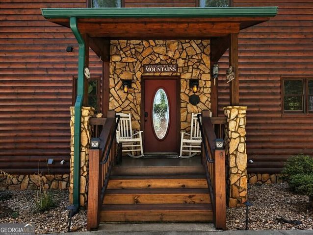 270 Black Bear Ridge Road, Ellijay, GA 30536
