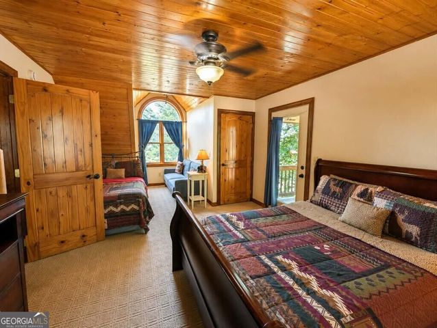 270 Black Bear Ridge Road, Ellijay, GA 30536