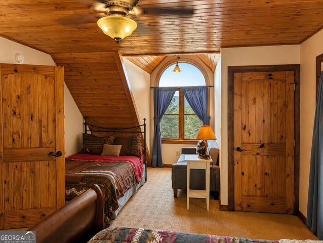 270 Black Bear Ridge Road, Ellijay, GA 30536
