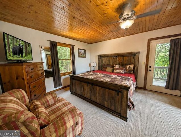 270 Black Bear Ridge Road, Ellijay, GA 30536