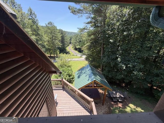 270 Black Bear Ridge Road, Ellijay, GA 30536