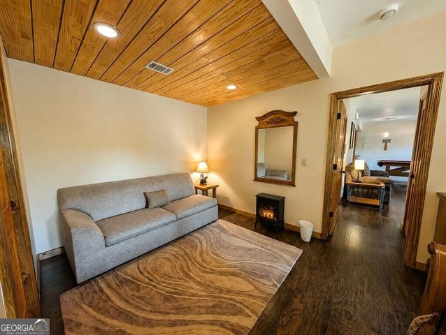 270 Black Bear Ridge Road, Ellijay, GA 30536