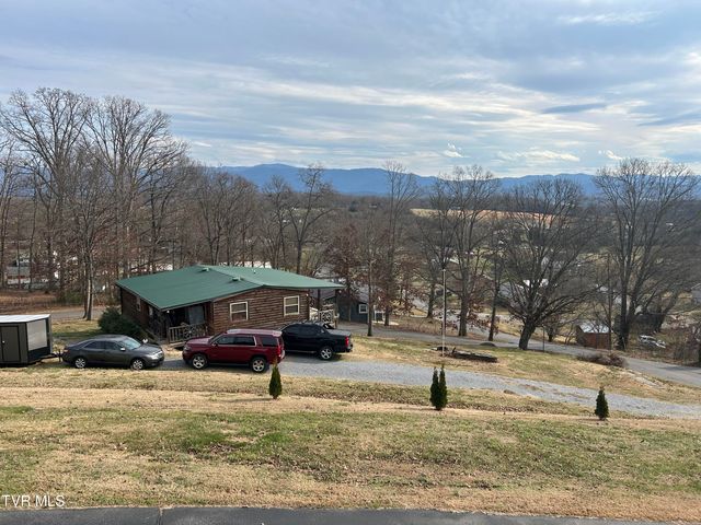 1130 Hixson Avenue, Greeneville, TN 37743