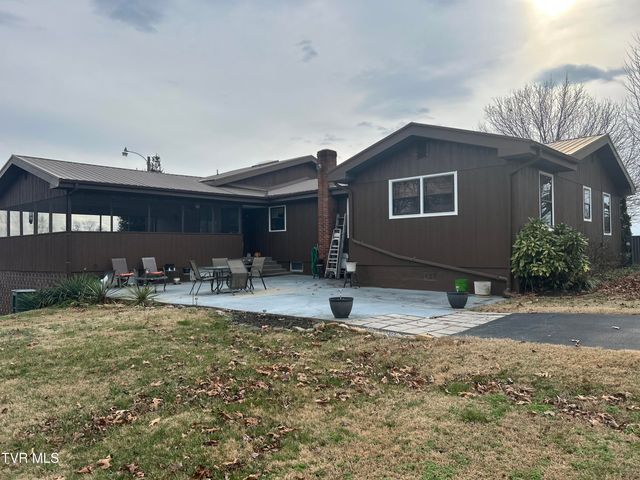 1130 Hixson Avenue, Greeneville, TN 37743