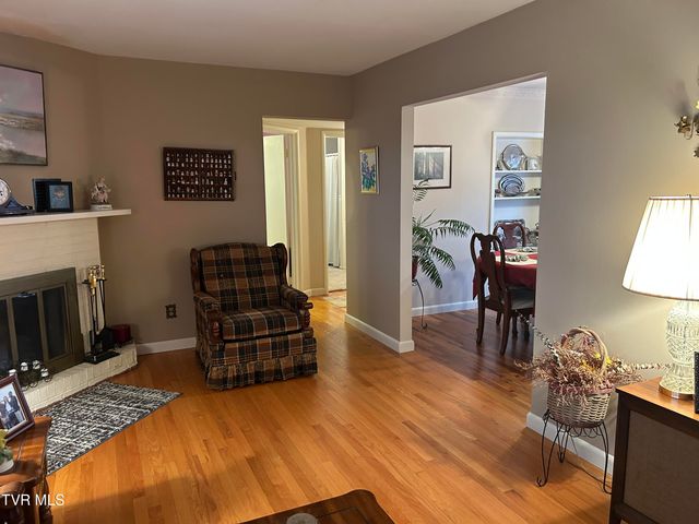 1130 Hixson Avenue, Greeneville, TN 37743