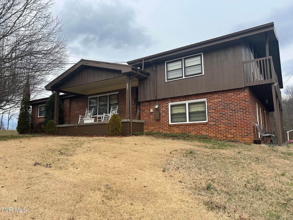 1130 Hixson Avenue, Greeneville, TN 37743