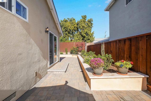 24654 Broadmore Ave., Hayward, CA 94544