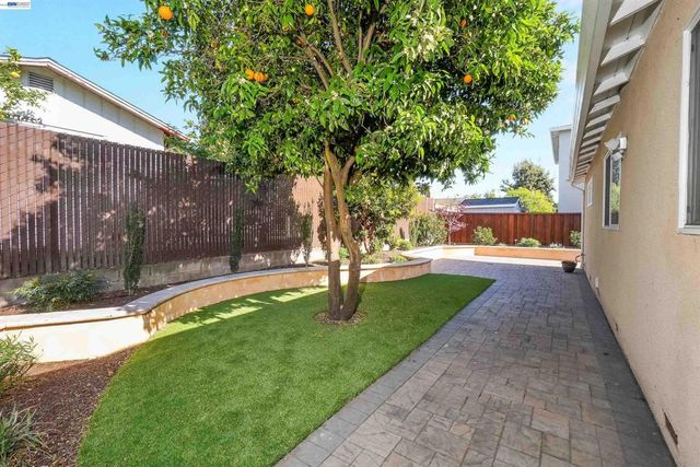 24654 Broadmore Ave., Hayward, CA 94544