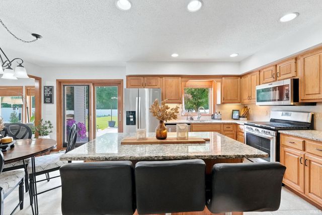 11835 Eagle Creek Pass, Fort Wayne, IN 46814