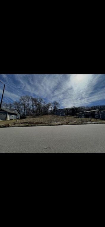 611 FOREST VIEW DRIVE, Holmen, WI 54636