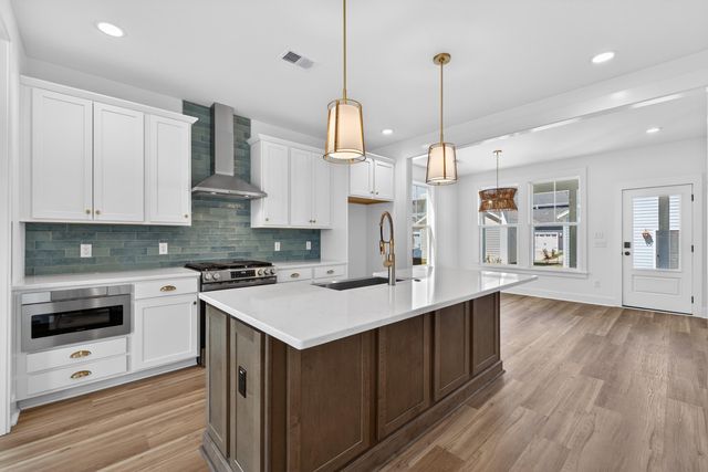 516 Ivy Green Lane, Summerville, SC 29486