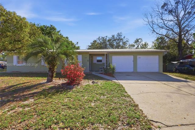 2489 Adams Avenue, Deltona, FL 32738