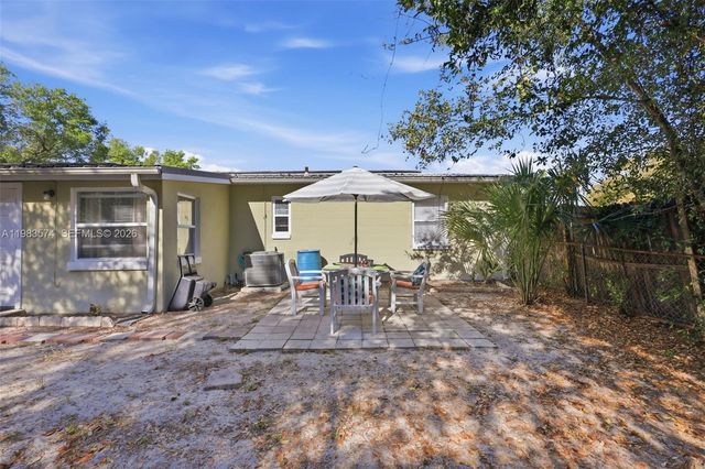 2489 Adams Avenue, Deltona, FL 32738