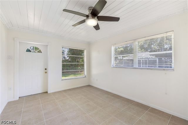 5661 Eichen CIR E, Fort Myers, FL 33919