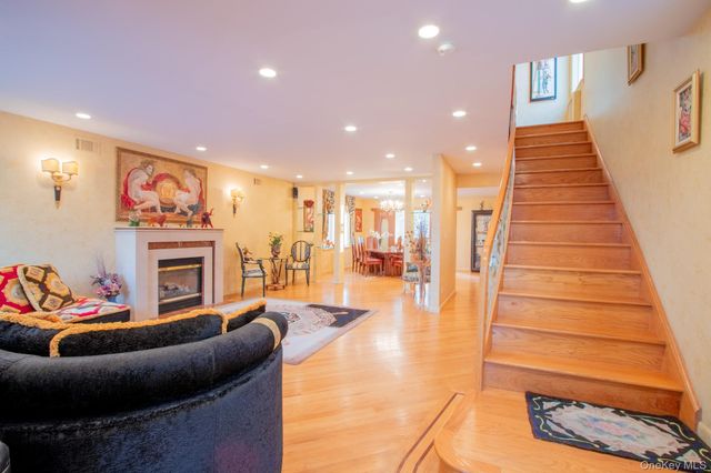 4270 Ocean Avenue, Brooklyn, NY 11235