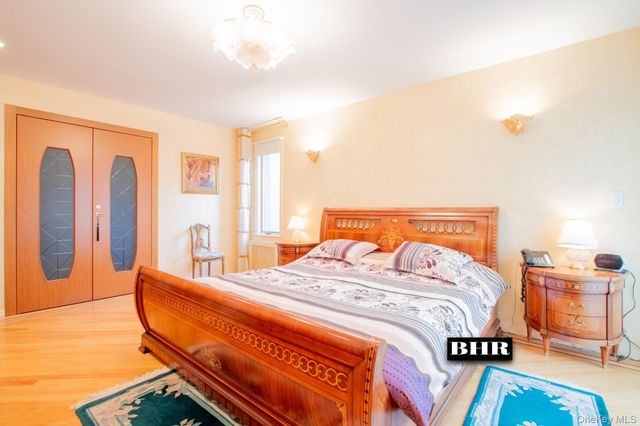 4270 Ocean Avenue, Brooklyn, NY 11235