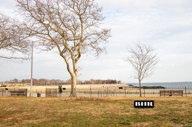 4270 Ocean Avenue, Brooklyn, NY 11235