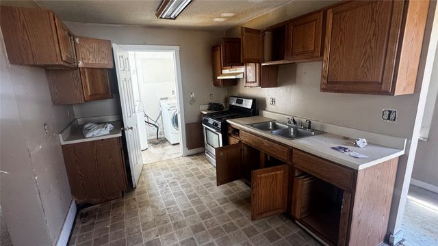 1330 18th Street, Des Moines, IA 50314
