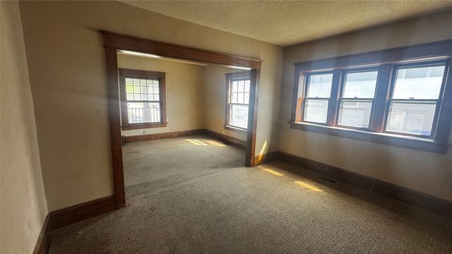 1330 18th Street, Des Moines, IA 50314