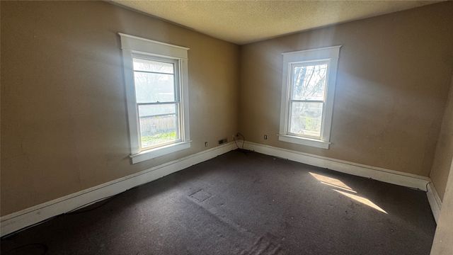 1330 18th Street, Des Moines, IA 50314
