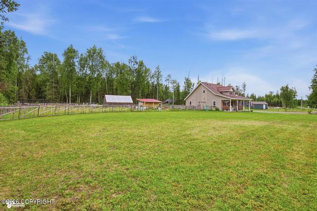 6920 W Beverly Lake Road, Wasilla, AK 99623