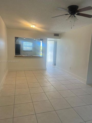 438 NE 210th Cir Terrace 202-4B, Miami, FL 33179