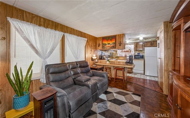 13393 Mariposa Road 78, Victorville, CA 92392