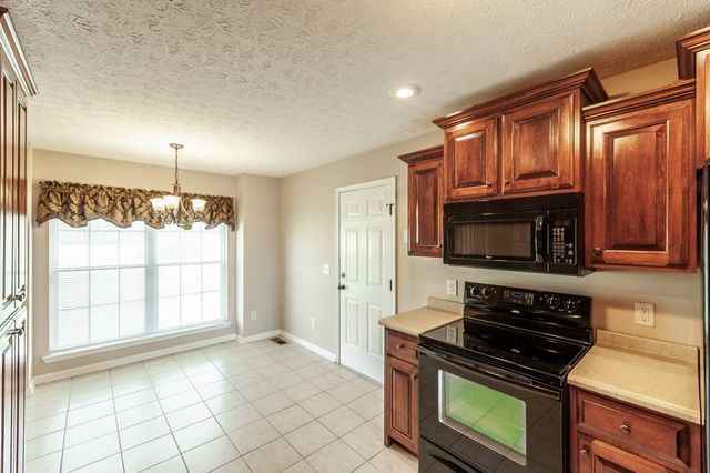 7535 Swift Rd, Greenbrier, TN 37073