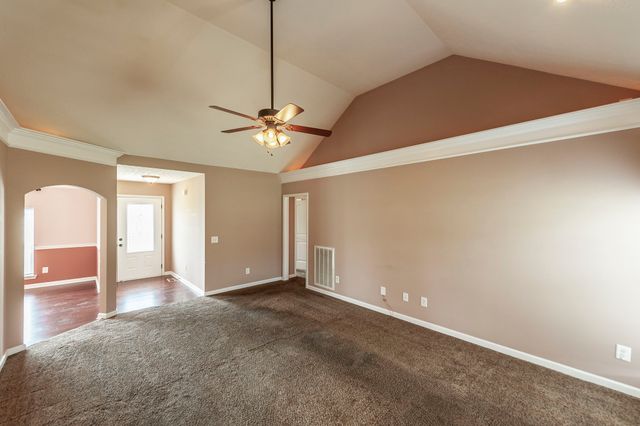 7535 Swift Rd, Greenbrier, TN 37073