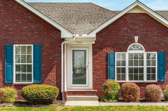 7535 Swift Rd, Greenbrier, TN 37073