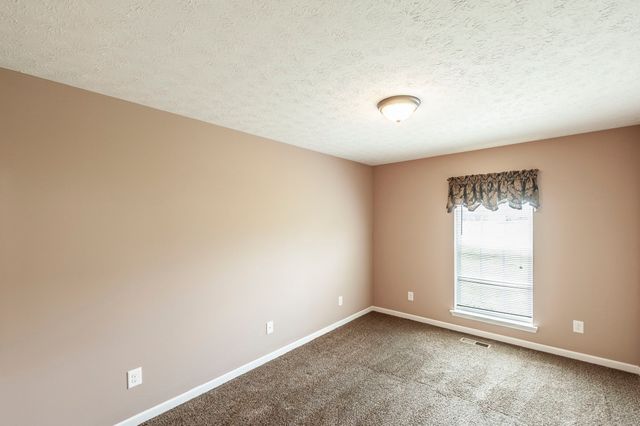 7535 Swift Rd, Greenbrier, TN 37073
