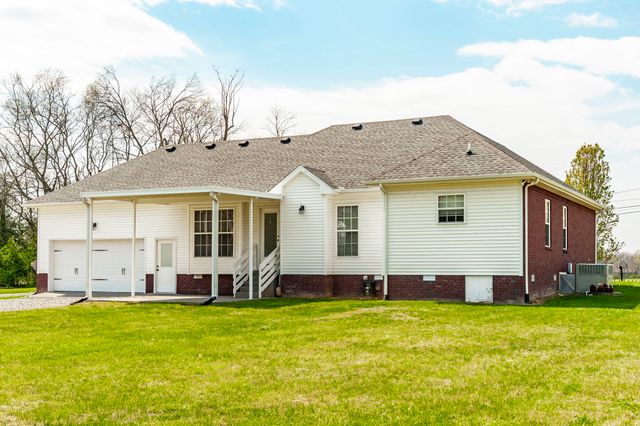 7535 Swift Rd, Greenbrier, TN 37073
