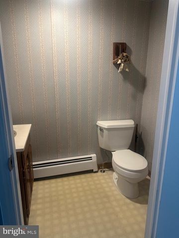 119 N 2ND ST, Mcconnellsburg, PA 17233