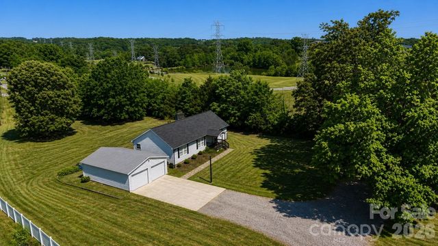 205 Moss Drive, Concord, NC 28027