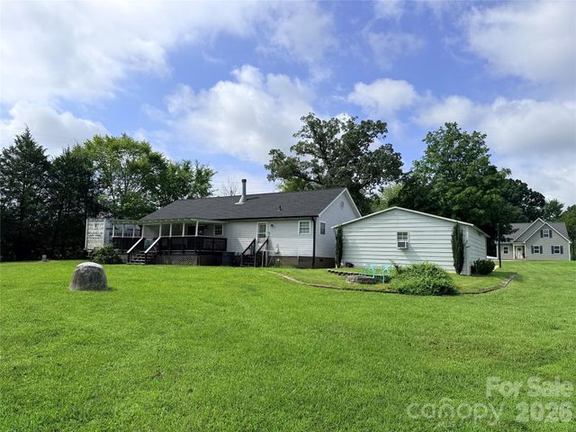 205 Moss Drive, Concord, NC 28027