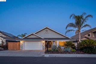 2293 Reef Ct, Discovery Bay, CA 94505