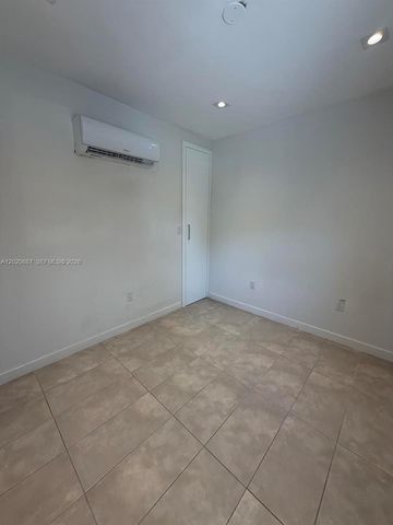 2333 SW 58th Ave 2333, Miami, FL 33155
