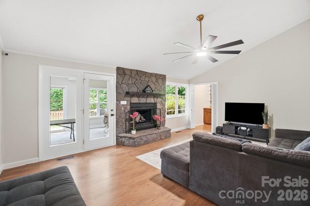 214 Griffin Lane, Marshville, NC 28103