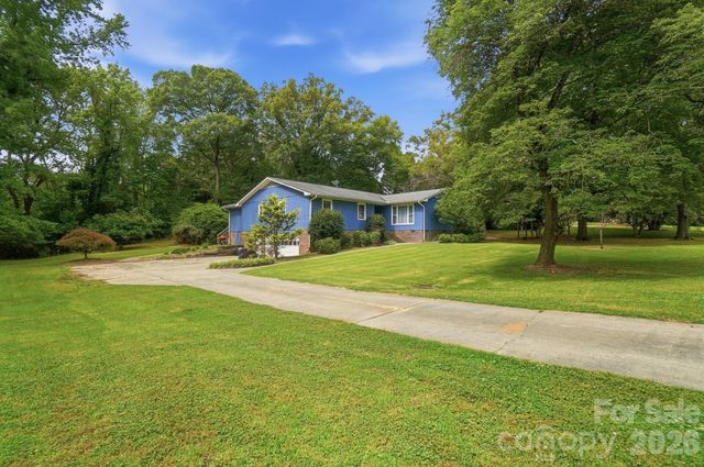 214 Griffin Lane, Marshville, NC 28103