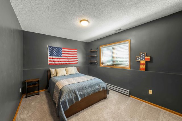 14808 Lower Endicott Way, Apple Valley, MN 55124