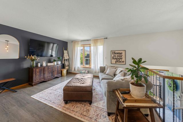14808 Lower Endicott Way, Apple Valley, MN 55124