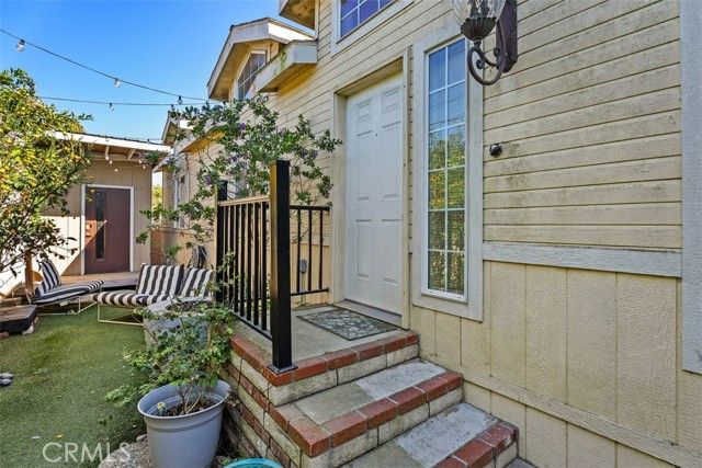 80 Huntington 402, Huntington Beach, CA 92648